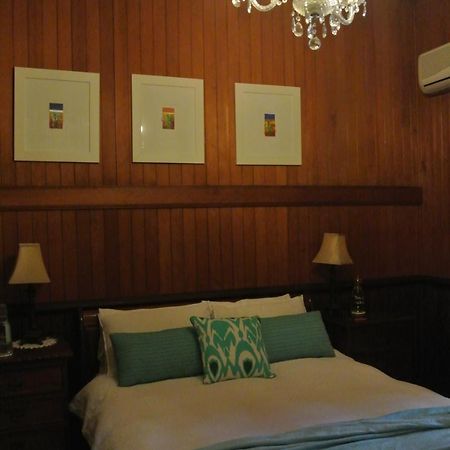 Wiss House Bed & Breakfast Kalbar Экстерьер фото